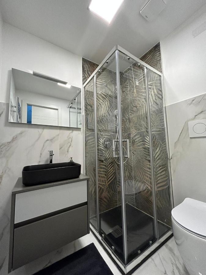 Casa Vacanze 1702, Con La Camera Matrimoniale Con Il Bagno Privato E Un Soggiorno Comune 밀라노 외부 사진